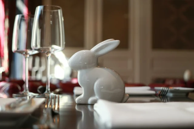 Auf die Pfoten, fertig, los!
 
Habt Ihr schon einen Tisch für Ostern reserviert? Morgen startet unser Oster-Special. 
Wir freuen uns im Restaurant WEINROT auf Euch!

#ostern #hotelhaverkamp #restaurantweinrot #osterspecial #soulfood #yummy #bremerhaven #essengehen #herzlichegastfreundschaft #easter #restaurant #theplacetobe